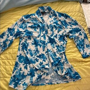 NWOT Slinky waterfall jacket blazer blue floral print.Soft, comfy, light layer.
